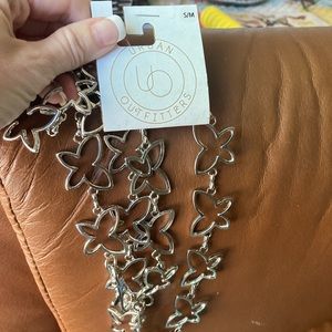 Urban outfitters, small medium chain belt nwt